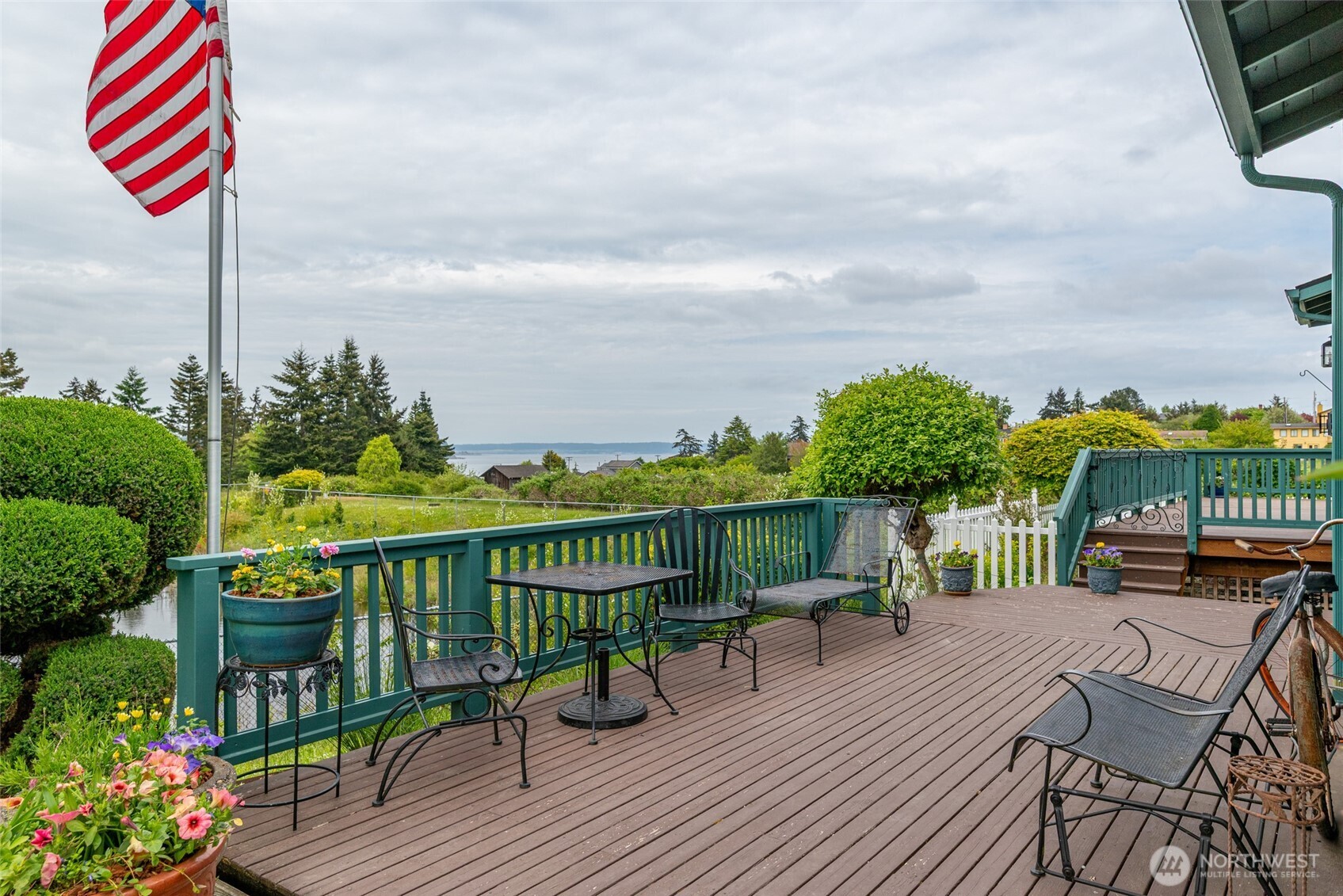 701 NW Krueger Street , Coupeville, WA 98239