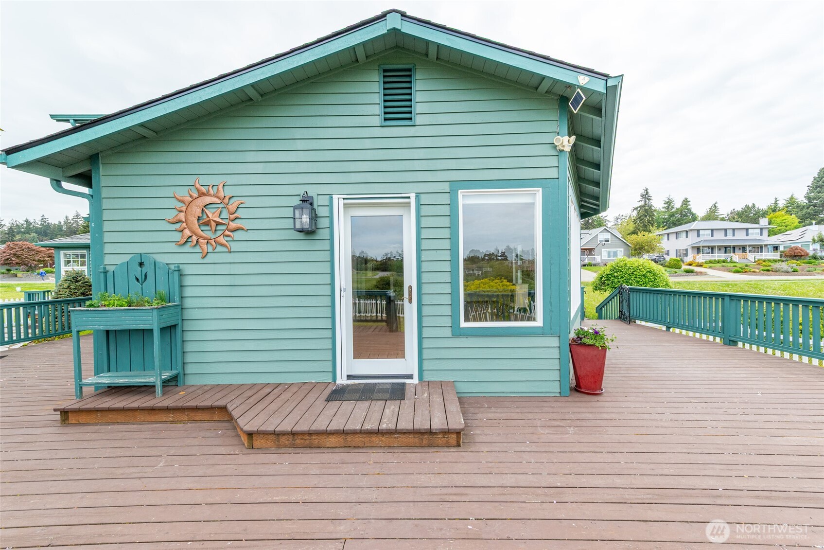 701 NW Krueger Street , Coupeville, WA 98239