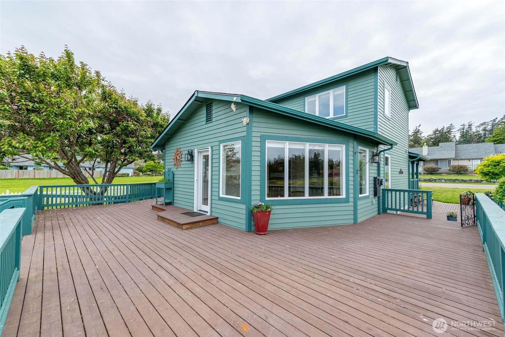 701 NW Krueger Street , Coupeville, WA 98239