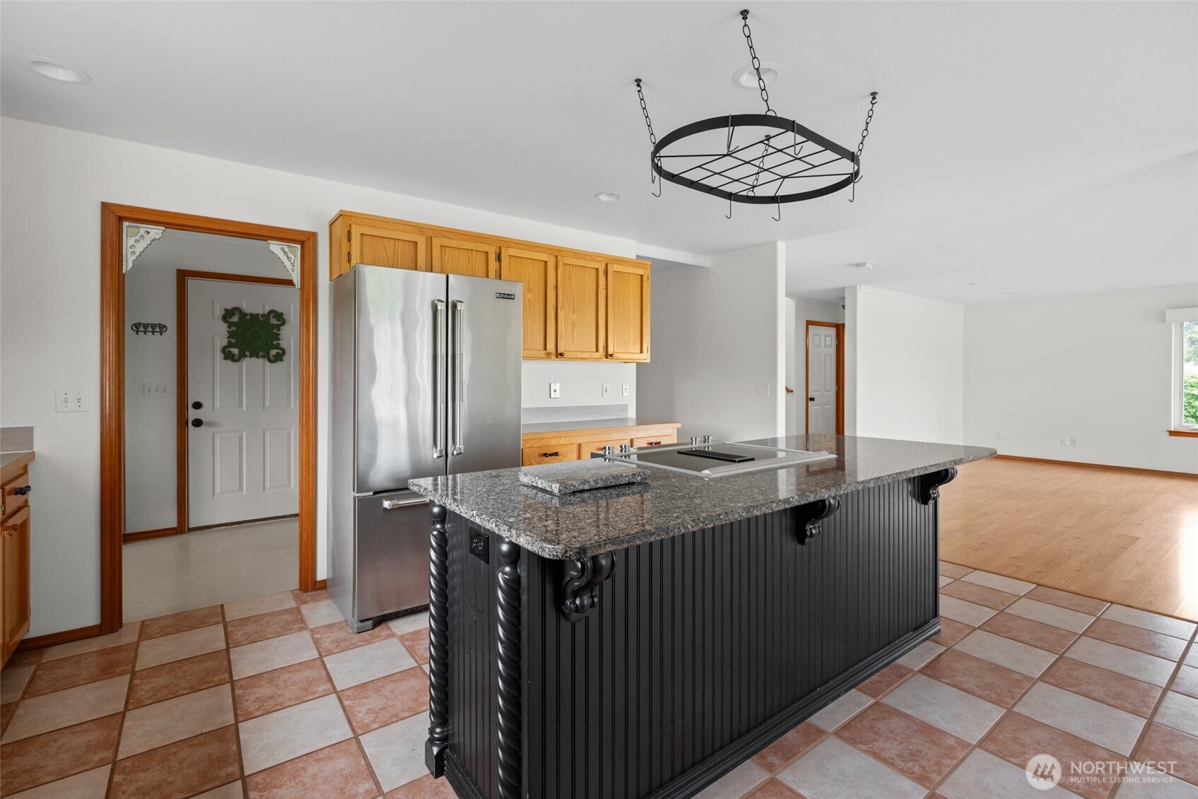 701 NW Krueger Street , Coupeville, WA 98239