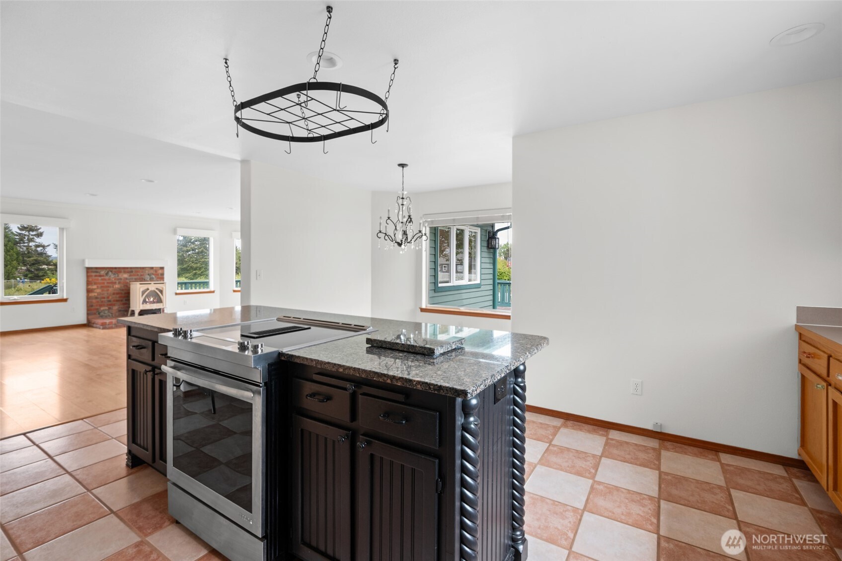 701 NW Krueger Street , Coupeville, WA 98239