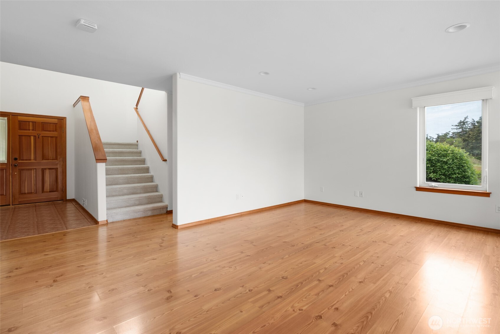 701 NW Krueger Street , Coupeville, WA 98239
