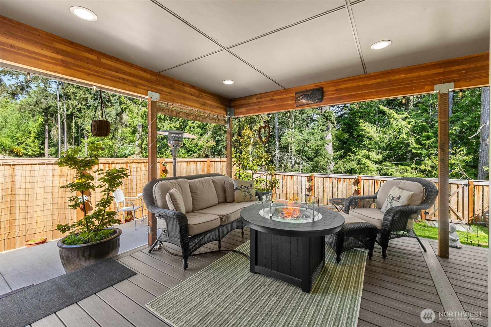 1529 Discovery Loop , Port Angeles, WA 98363