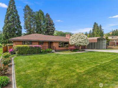1909 Springwater Avenue , Wenatchee, WA 98801 - Photo 1