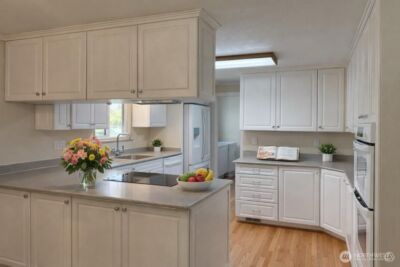 1909 Springwater Avenue , Wenatchee, WA 98801 - Photo 14
