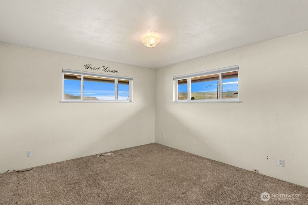 1909 Springwater Avenue , Wenatchee, WA 98801