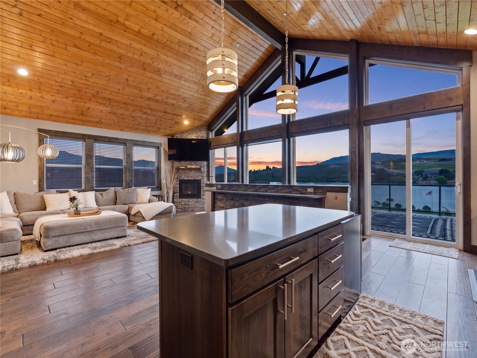 186 Shypoke Place , Entiat, WA 98822