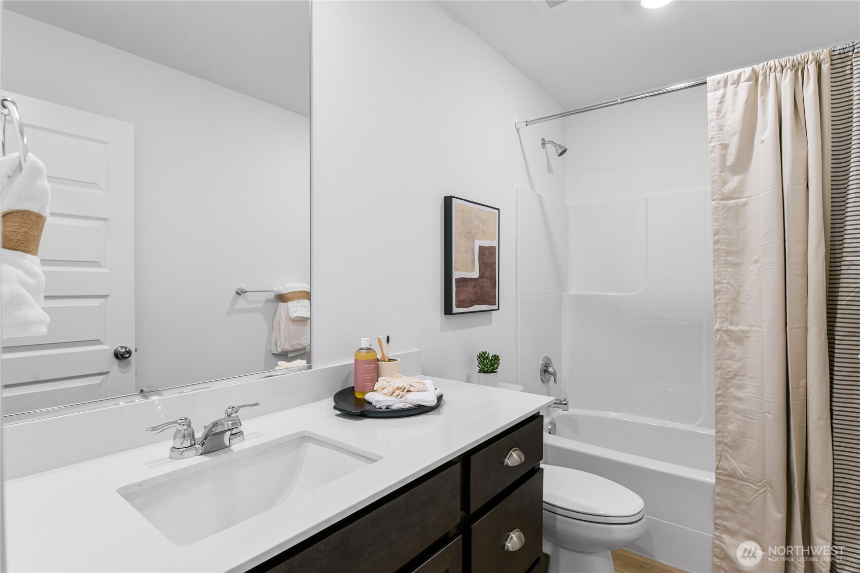 2706 Wonderland Way Drive , Port Townsend, WA 98368