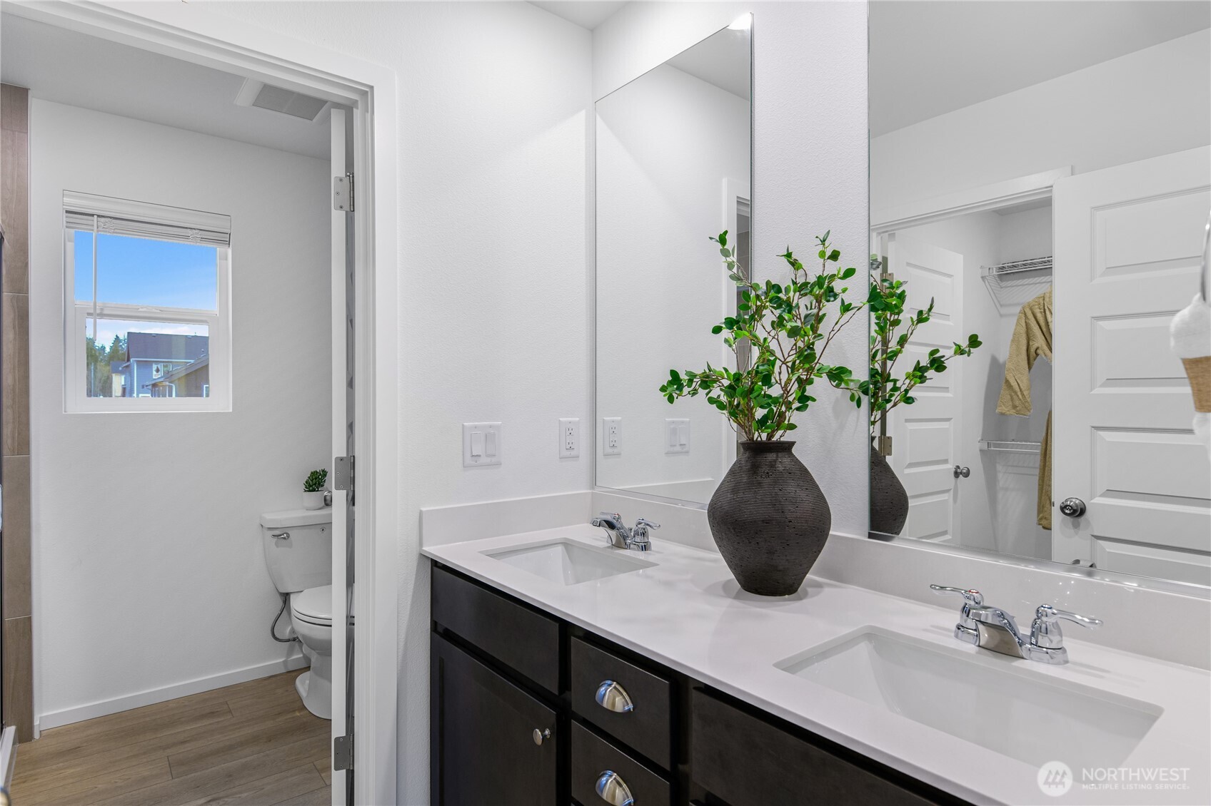 1606 Pacifica Way Drive , Port Townsend, WA 98368