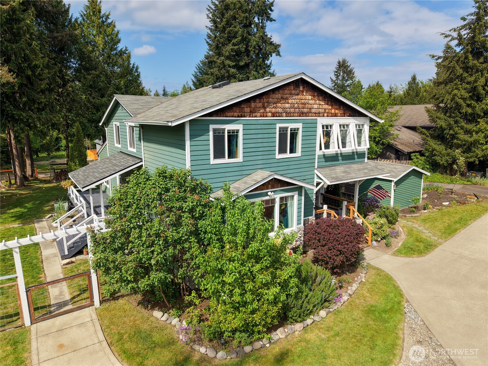 7009 E Dakota Street , Port Orchard, WA 98366