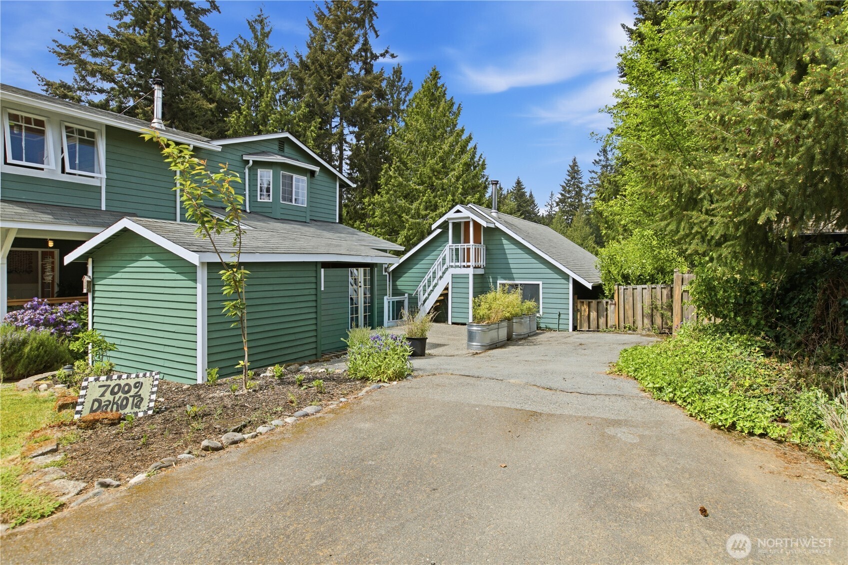 7009 E Dakota Street , Port Orchard, WA 98366
