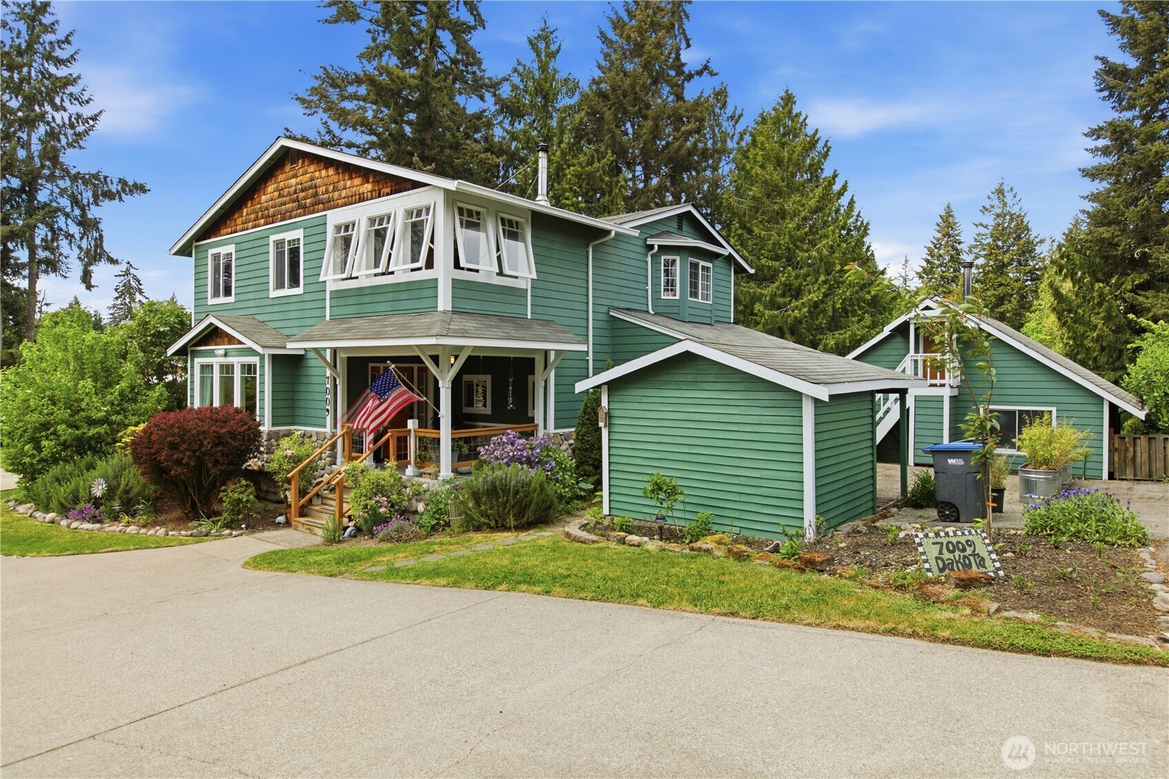 7009 E Dakota Street , Port Orchard, WA 98366