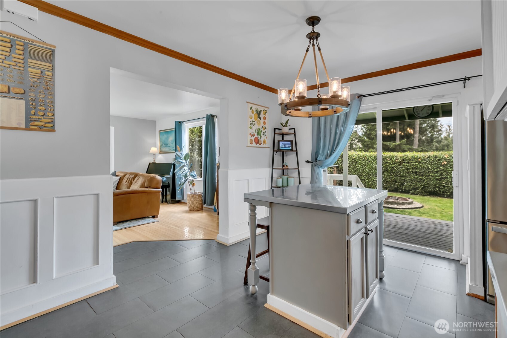 7009 E Dakota Street , Port Orchard, WA 98366