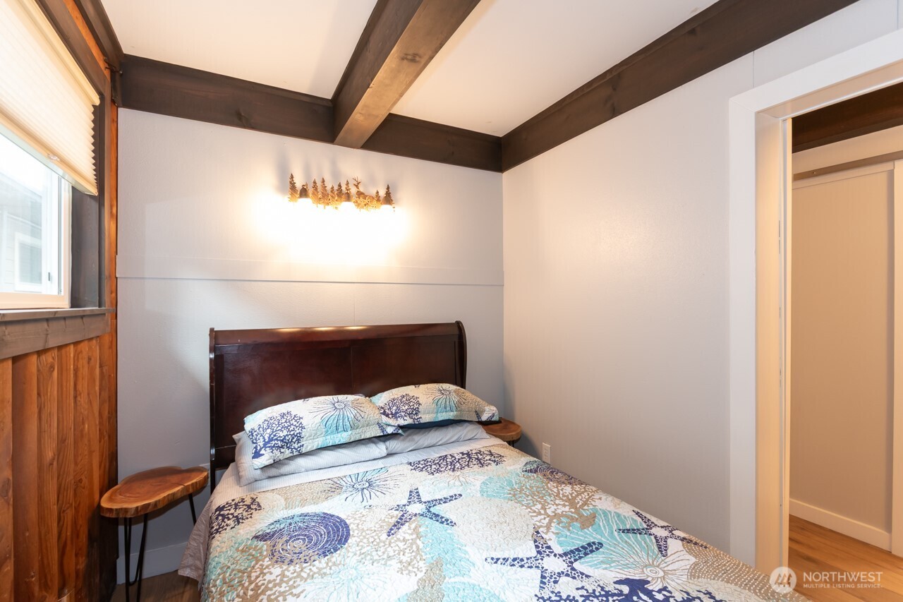 90 92 Mallard Cove Road , Port Angeles, WA 98363