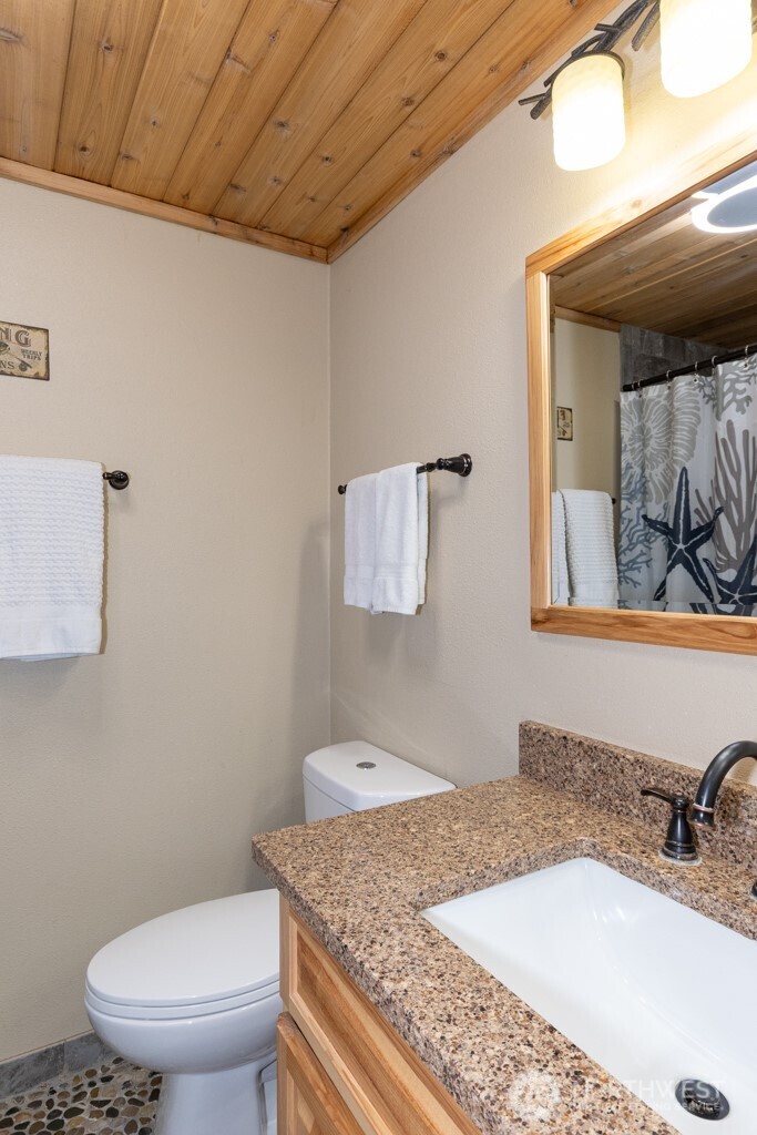 90 92 Mallard Cove Road , Port Angeles, WA 98363