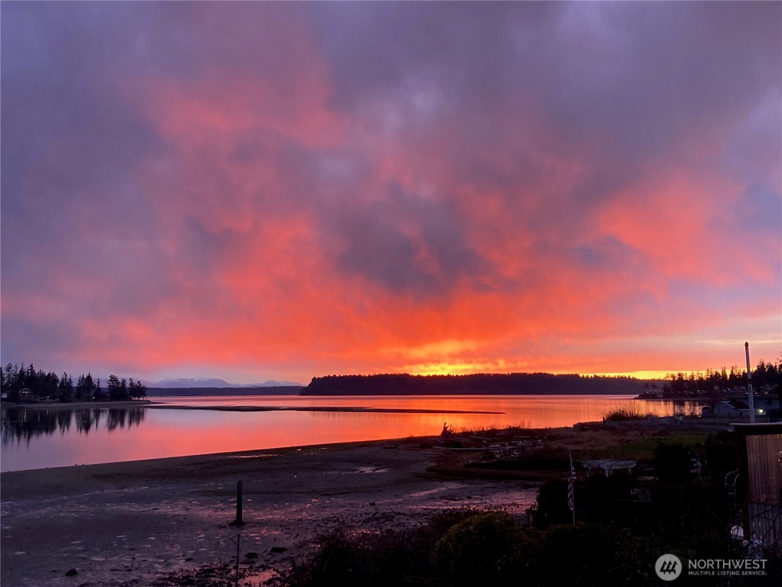 6728 Totem Beach Loop Road , Tulalip, WA 98271