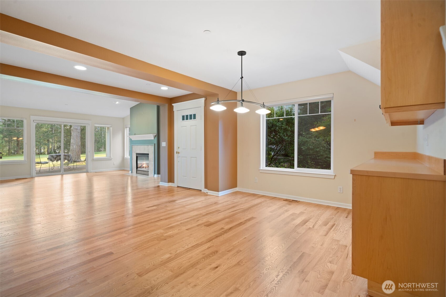 321 E Soderberg Road #D-12, Allyn, WA 98524