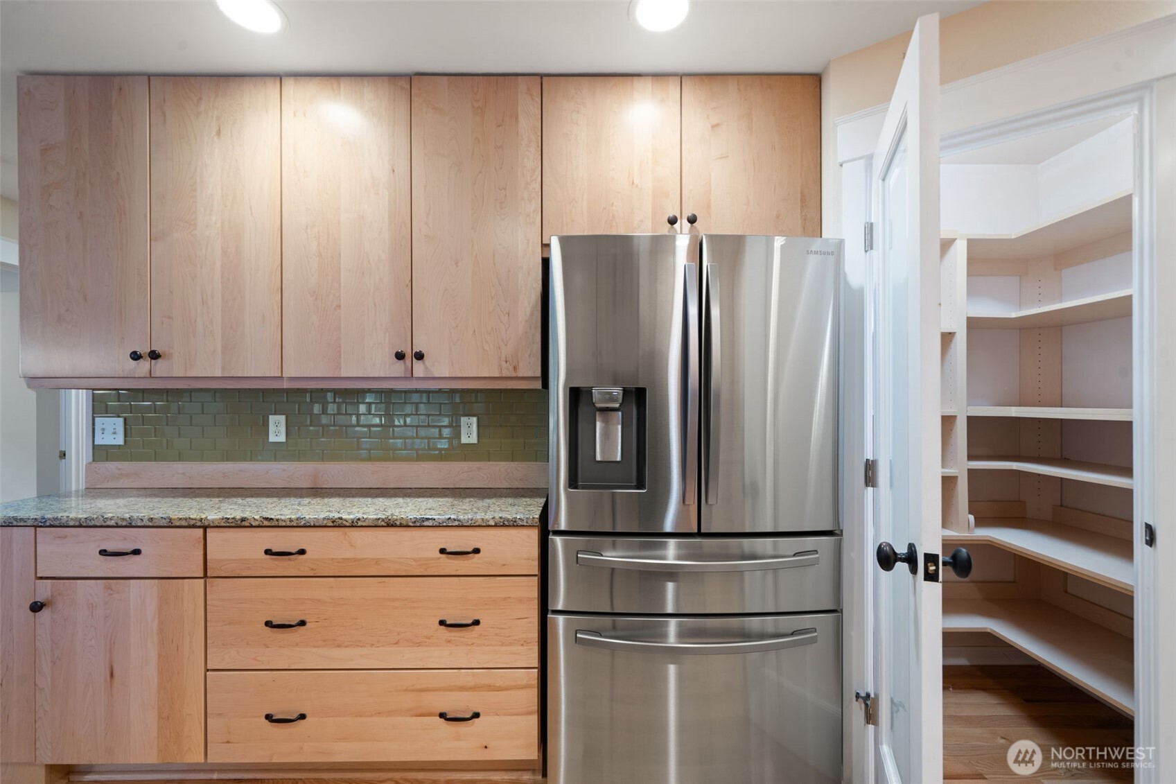 321 E Soderberg Road #D-12, Allyn, WA 98524