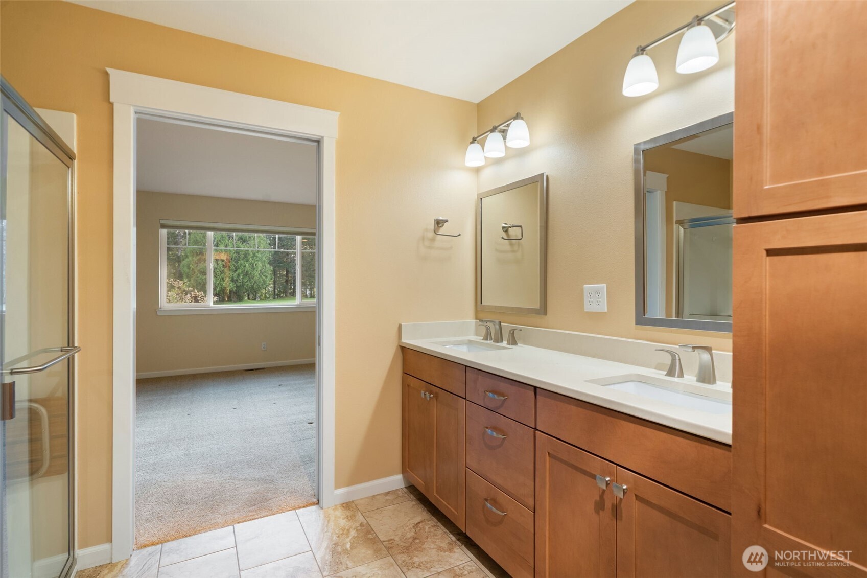 321 E Soderberg Road #D-12, Allyn, WA 98524