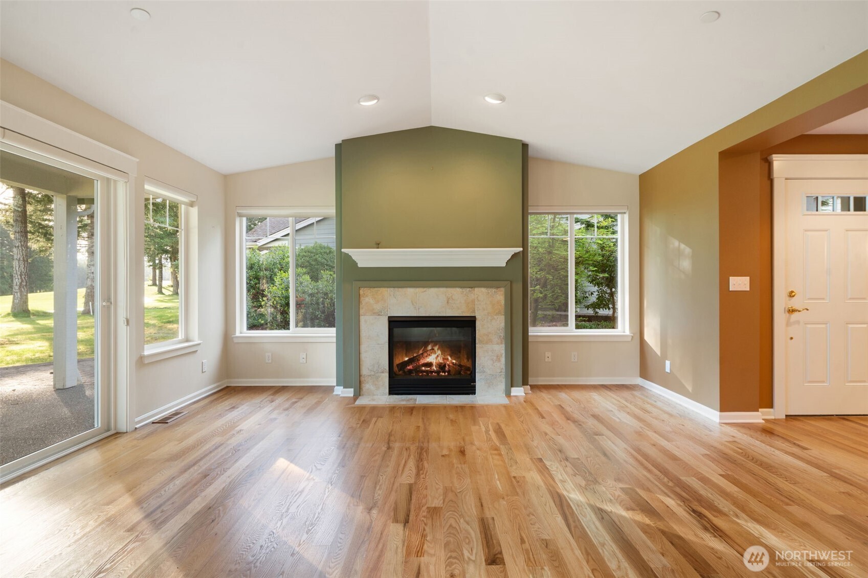 321 E Soderberg Road #D-12, Allyn, WA 98524