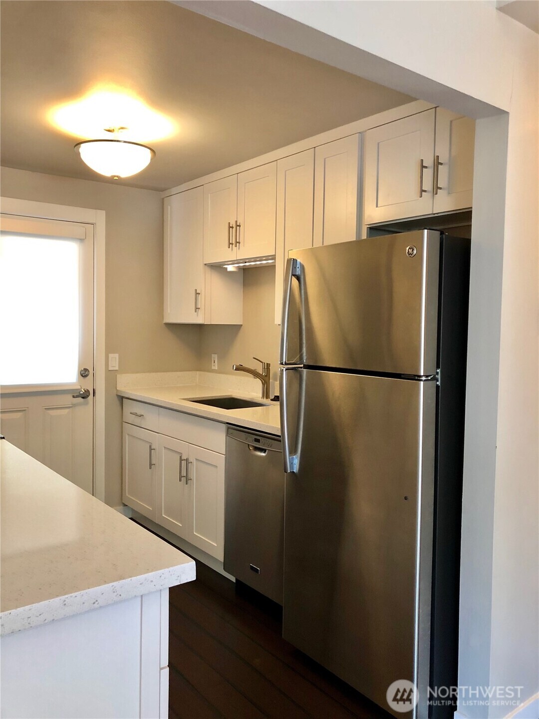 12526 35th Avenue NE #3, Seattle, WA 98125