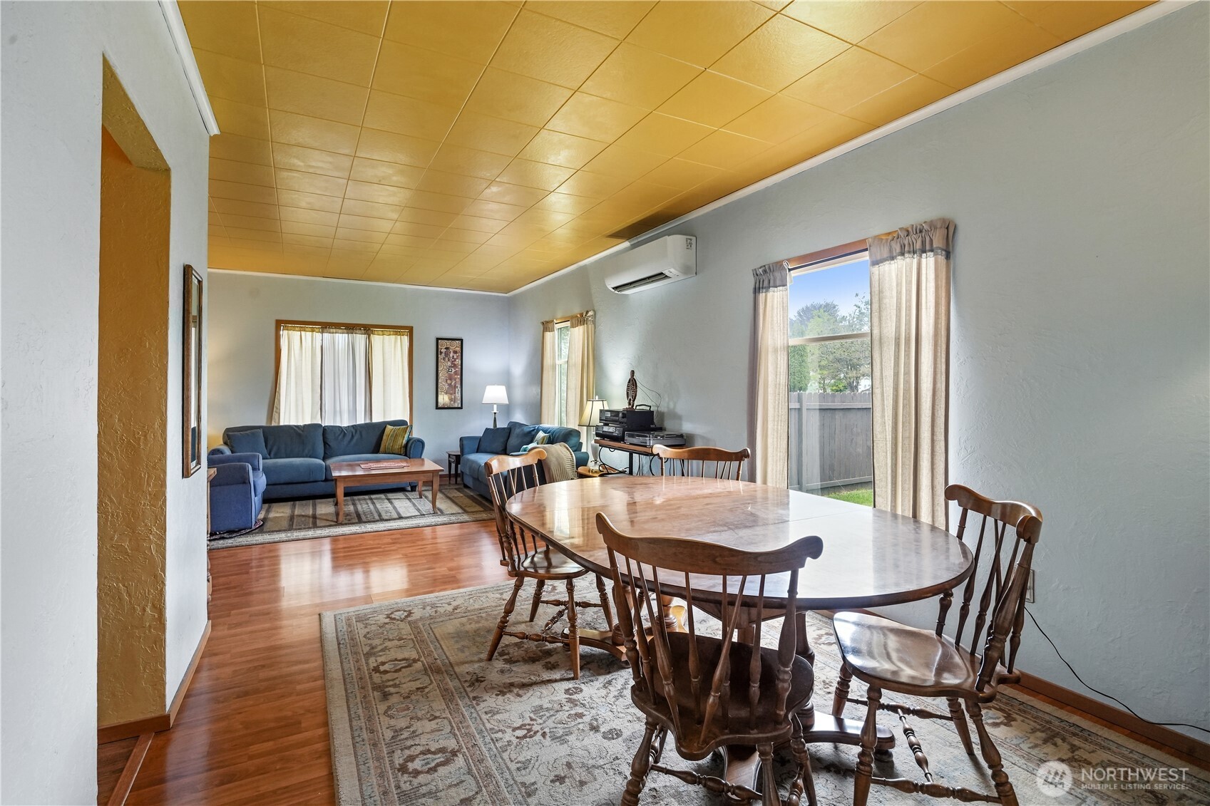 612 W Cherry Street , Centralia, WA 98531