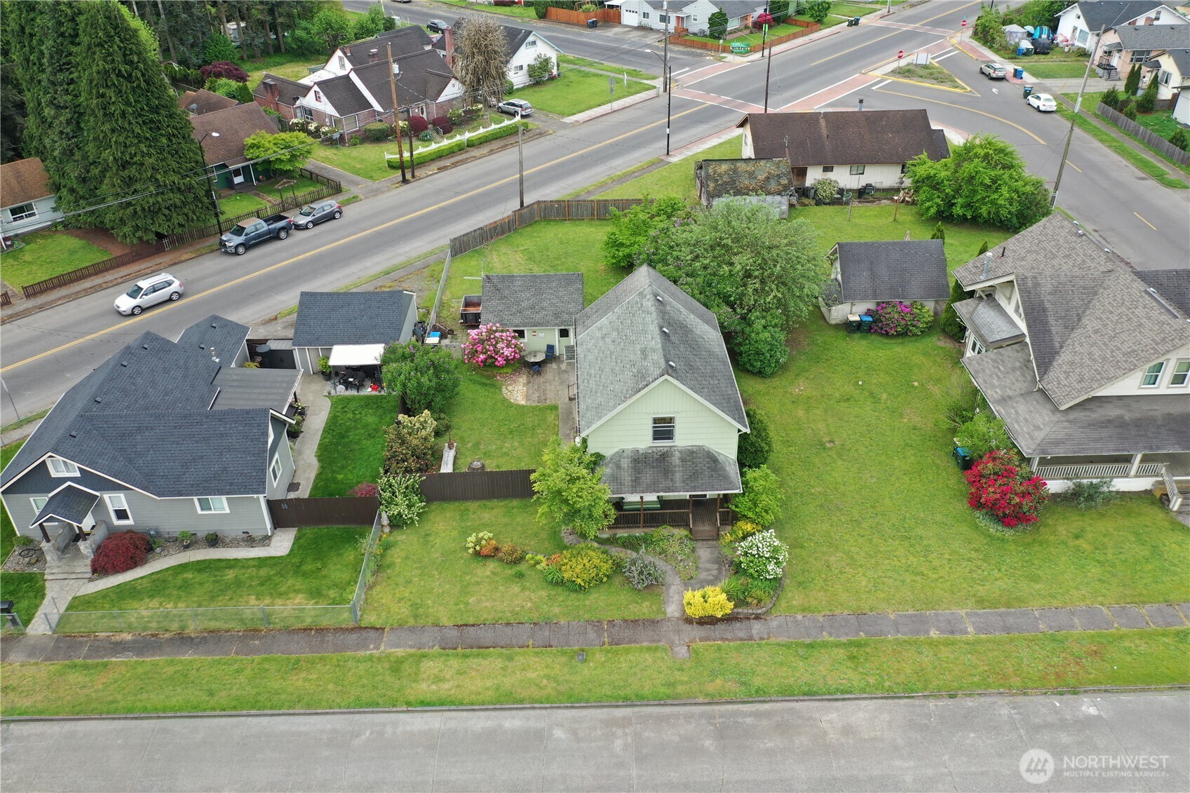 612 W Cherry Street , Centralia, WA 98531