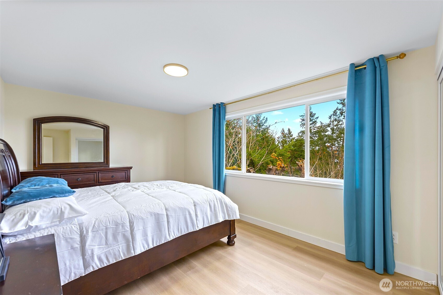 110 174th Place NE, Bellevue, WA 98008
