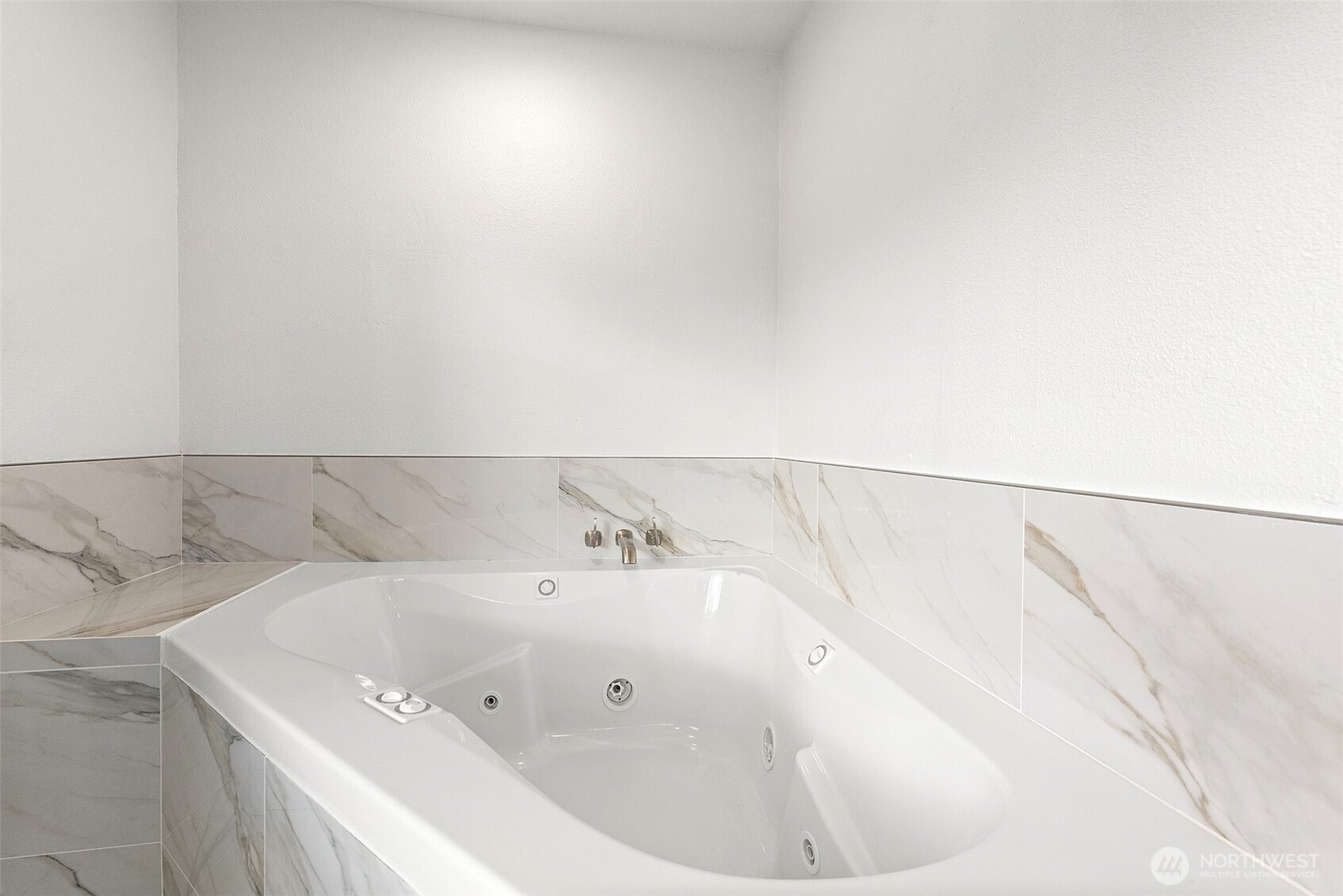 110 174th Place NE, Bellevue, WA 98008