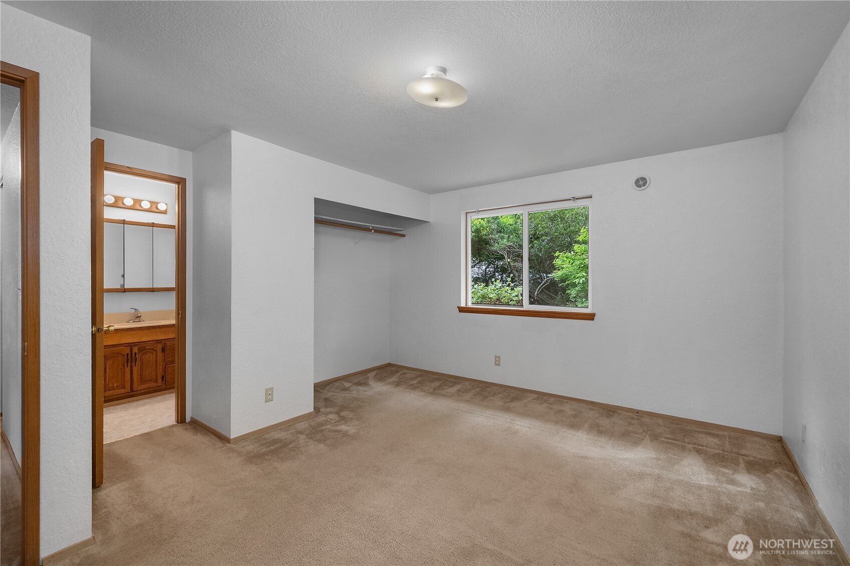 5311 75th Court SW, Olympia, WA 98512