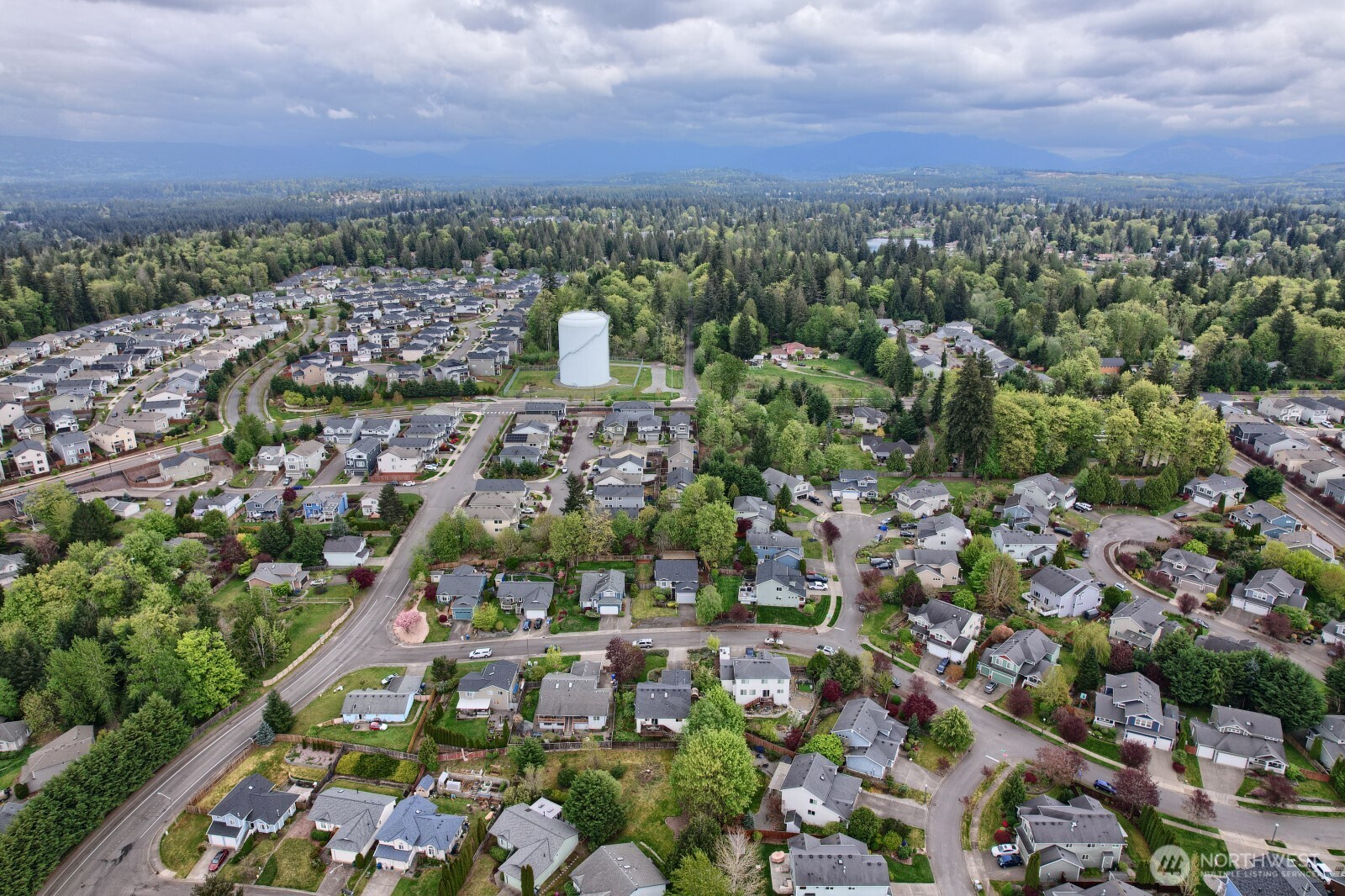 25920 202nd Avenue SE, Covington, WA 98042-6179