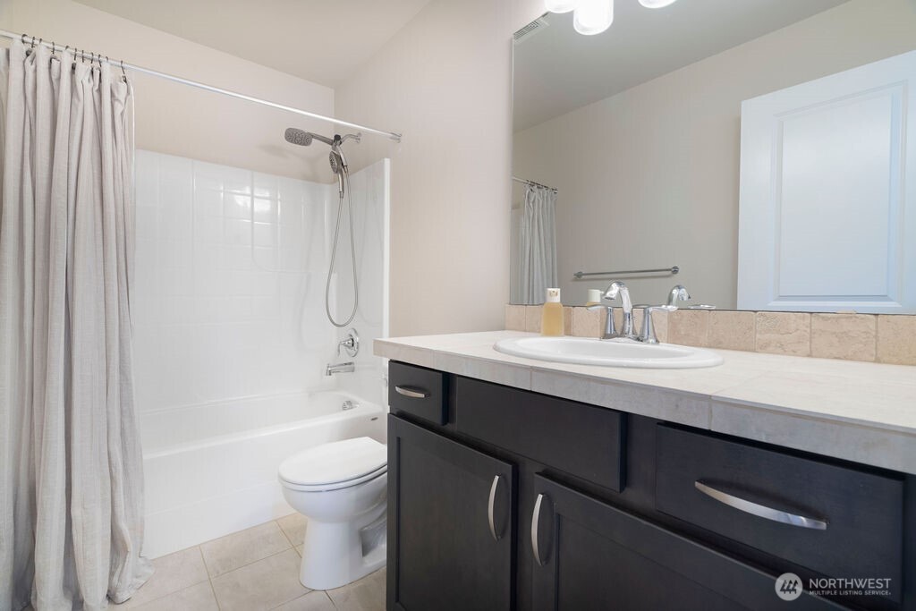 111 210th Street SW, Lynnwood, WA 98036