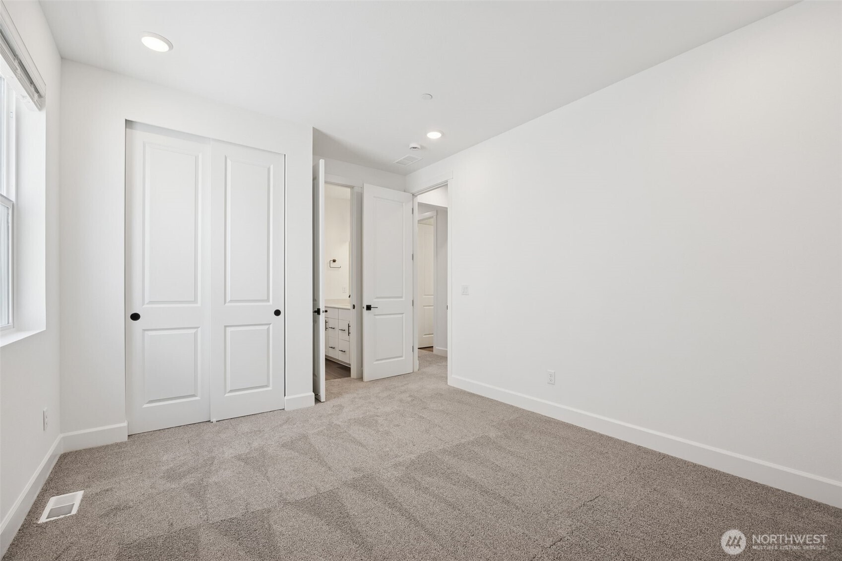 20826 Chad Lane E #1410, Bonney Lake, WA 98391