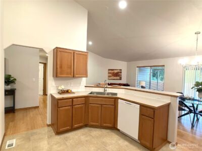 5530 55th Loop SE, Olympia, WA 98513 - Photo 7