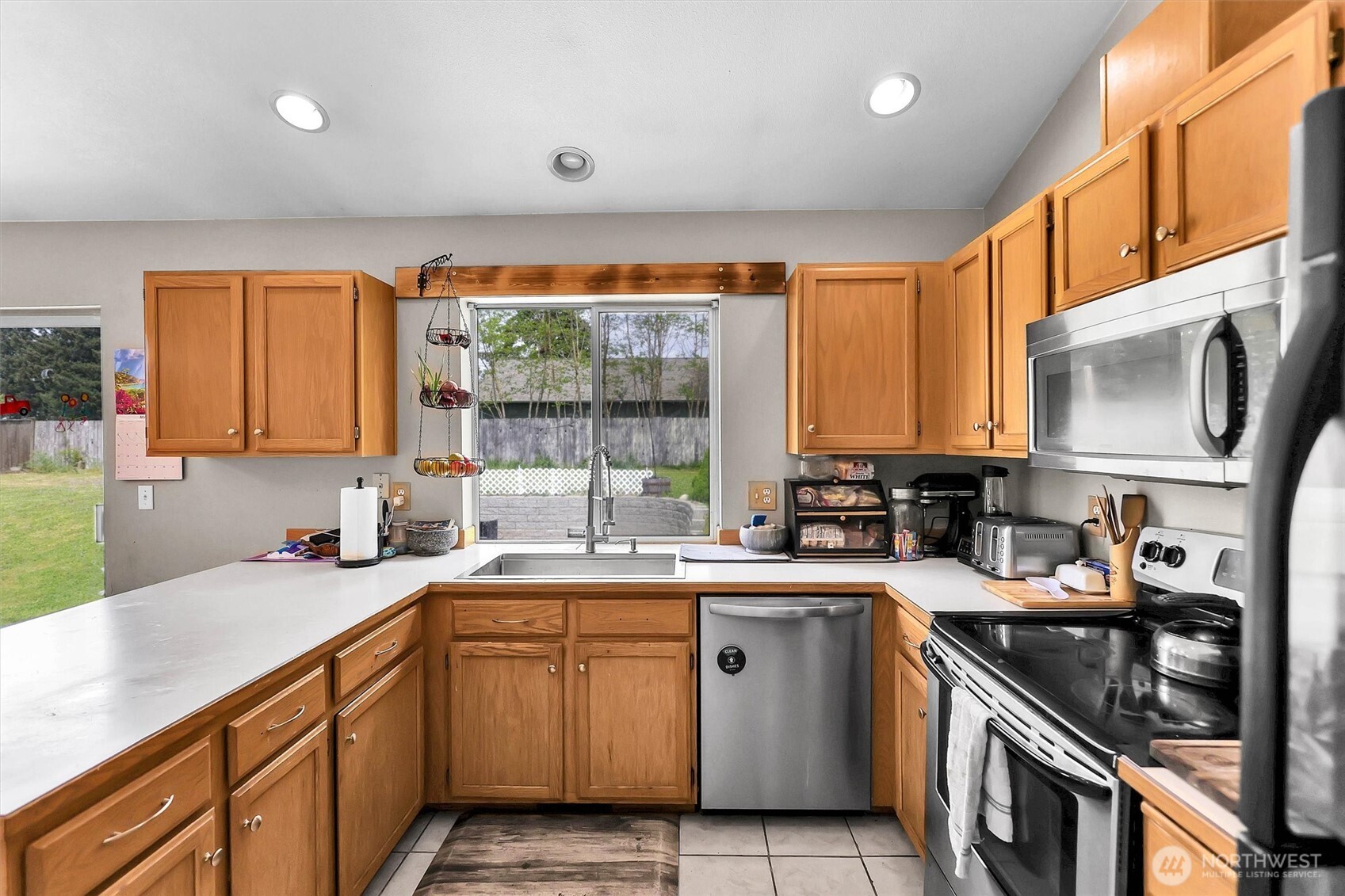 3909 212th Street Ct E, Spanaway, WA 98387