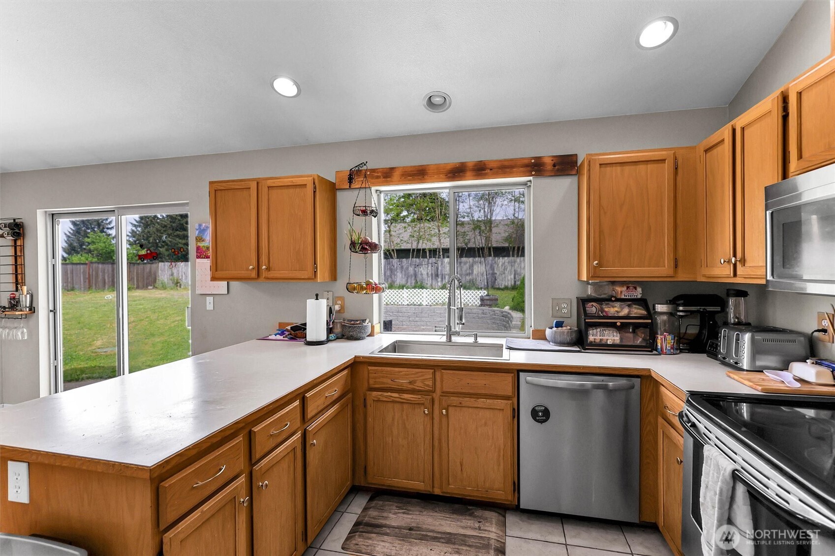 3909 212th Street Ct E, Spanaway, WA 98387
