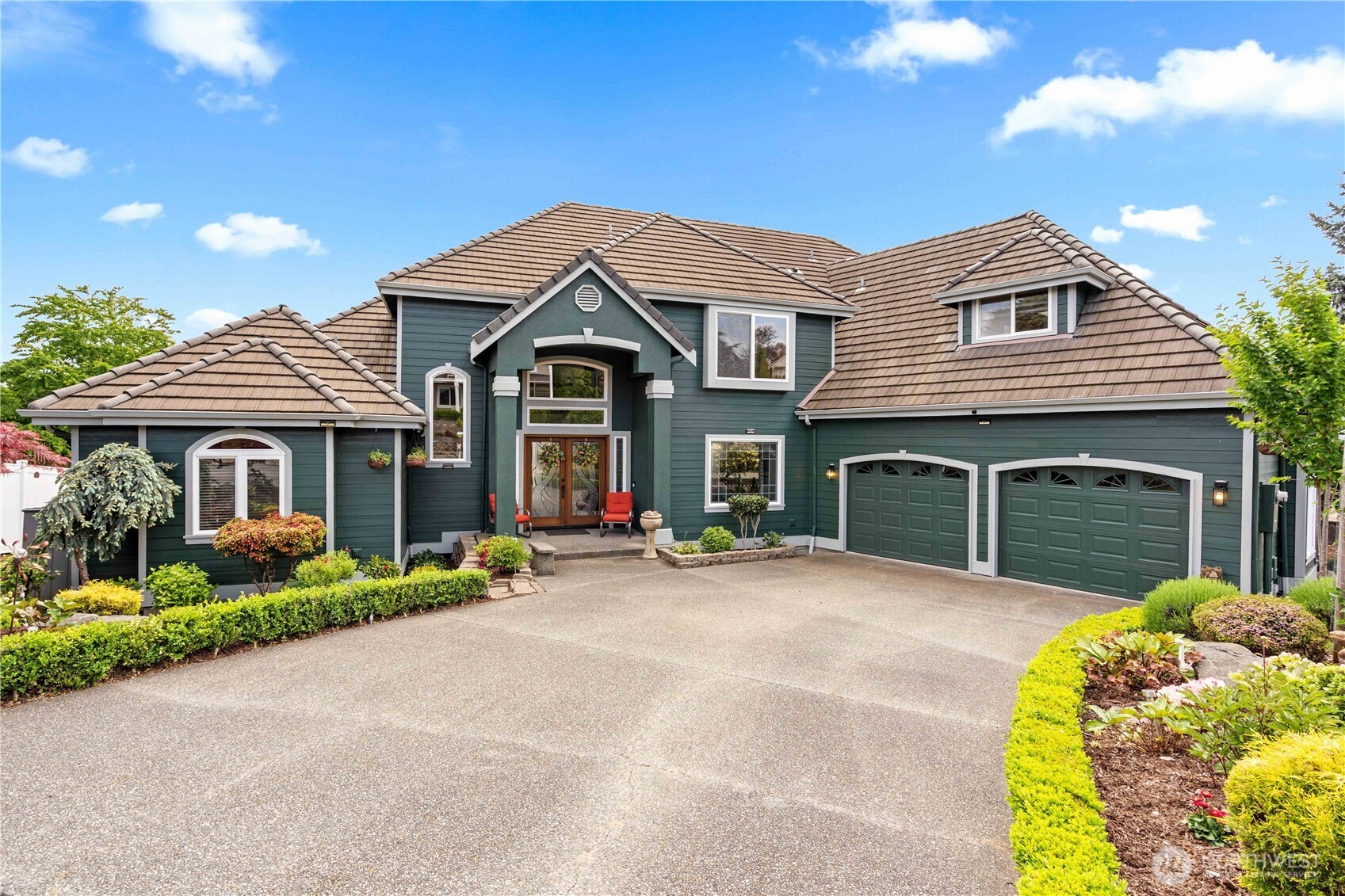1551 13th Court , Fox Island, WA 98333