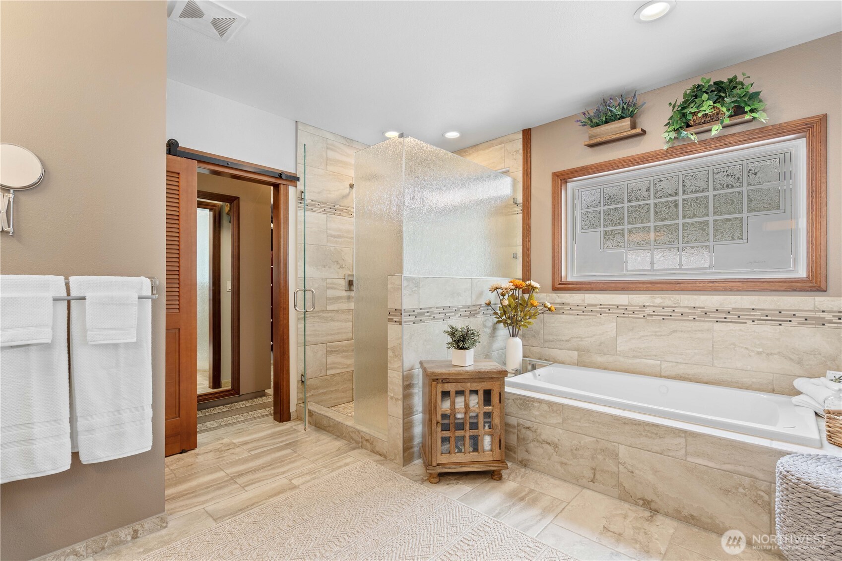 1551 13th Court , Fox Island, WA 98333