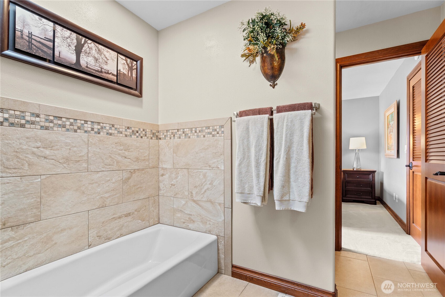 1551 13th Court , Fox Island, WA 98333