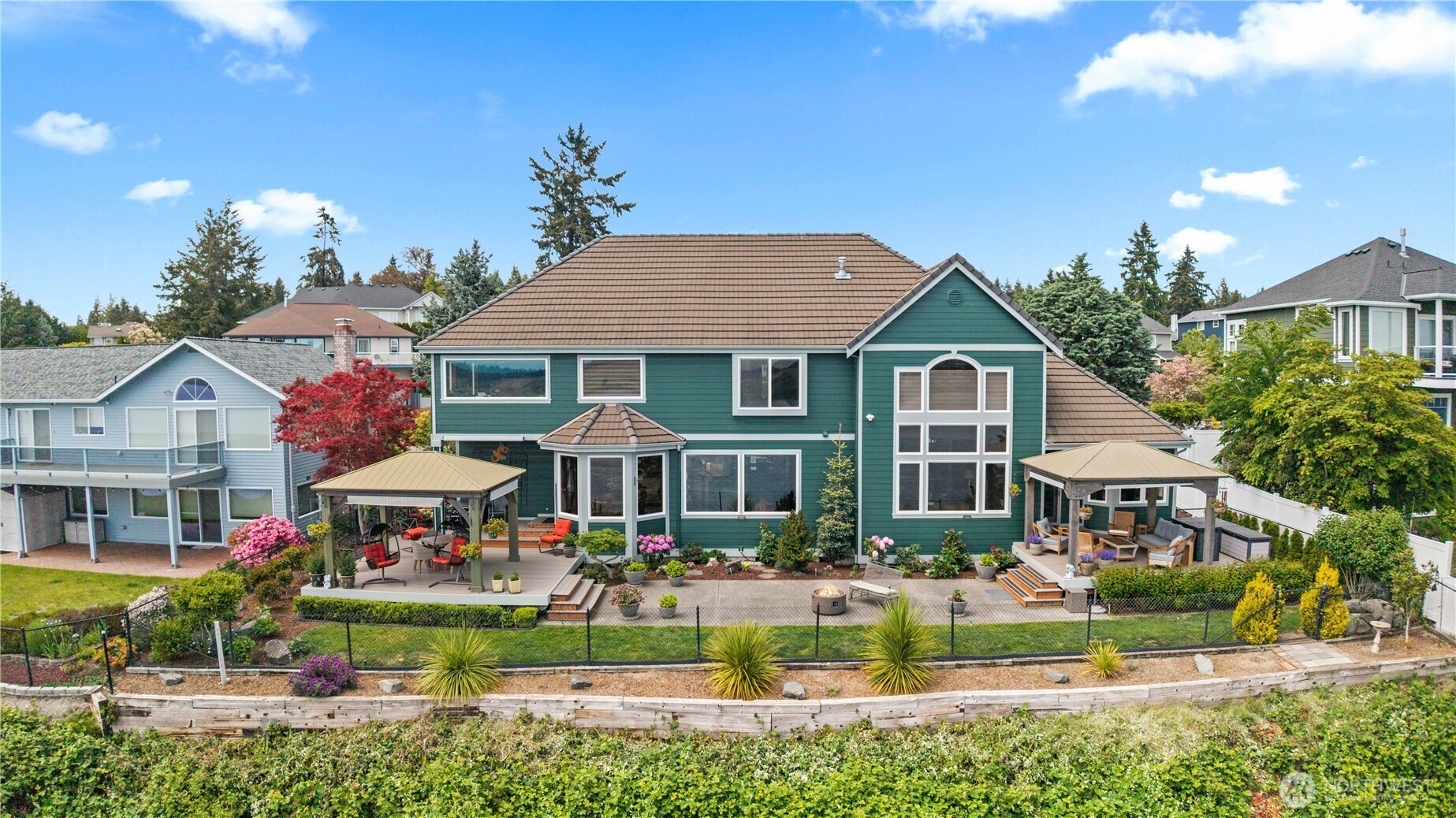1551 13th Court , Fox Island, WA 98333
