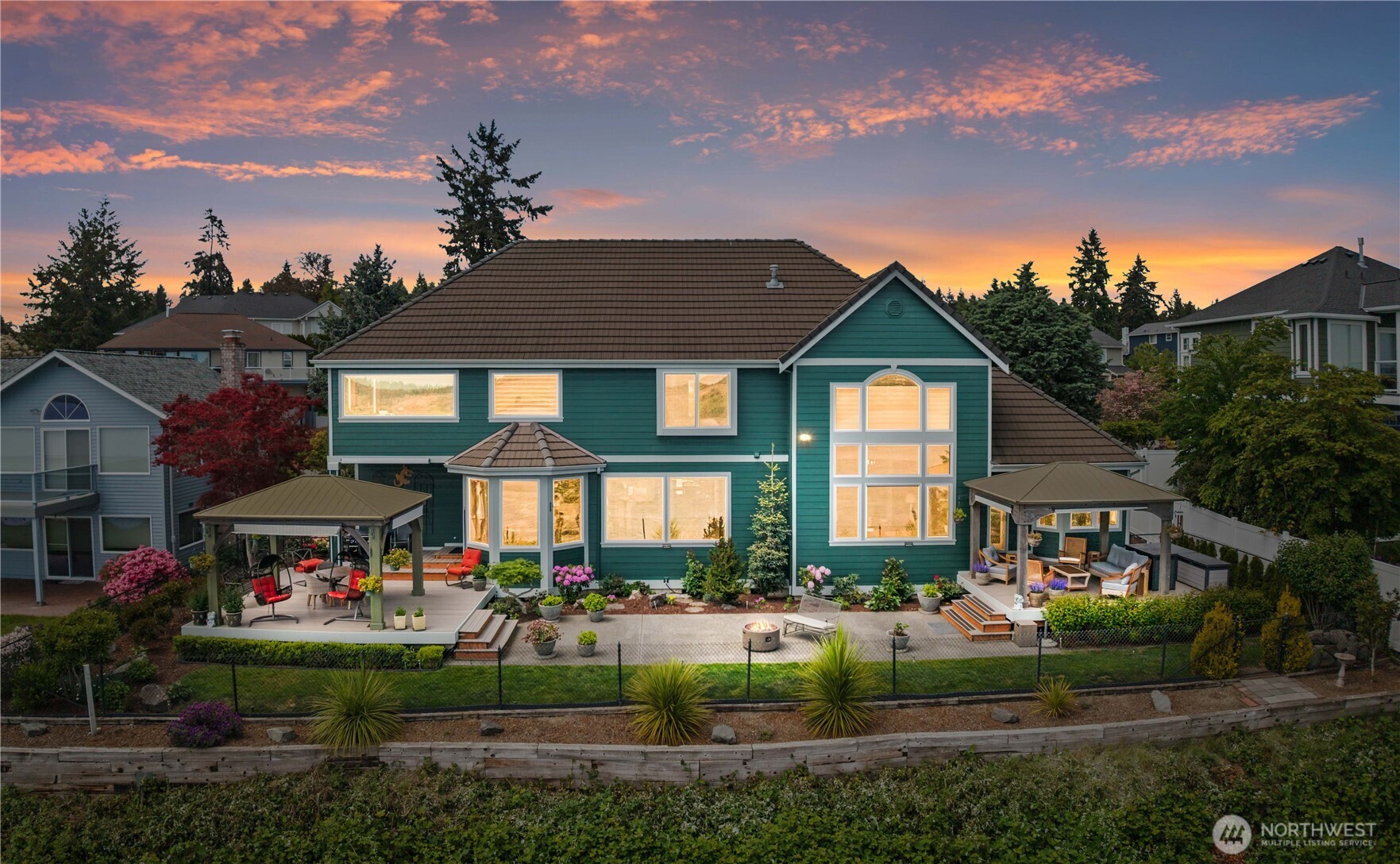 1551 13th Court , Fox Island, WA 98333