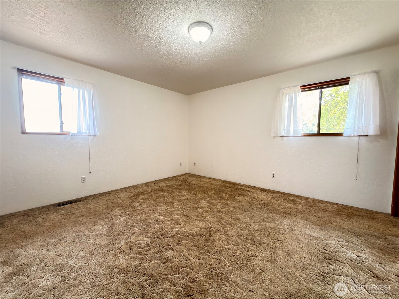 504 9th Avenue , Oroville, WA 98844