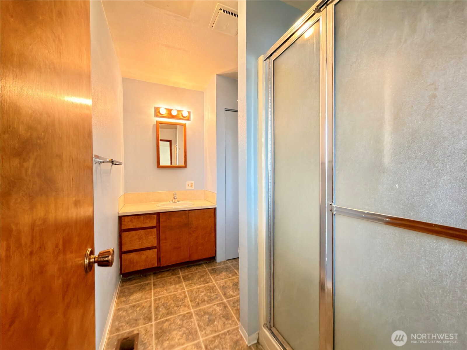504 9th Avenue , Oroville, WA 98844