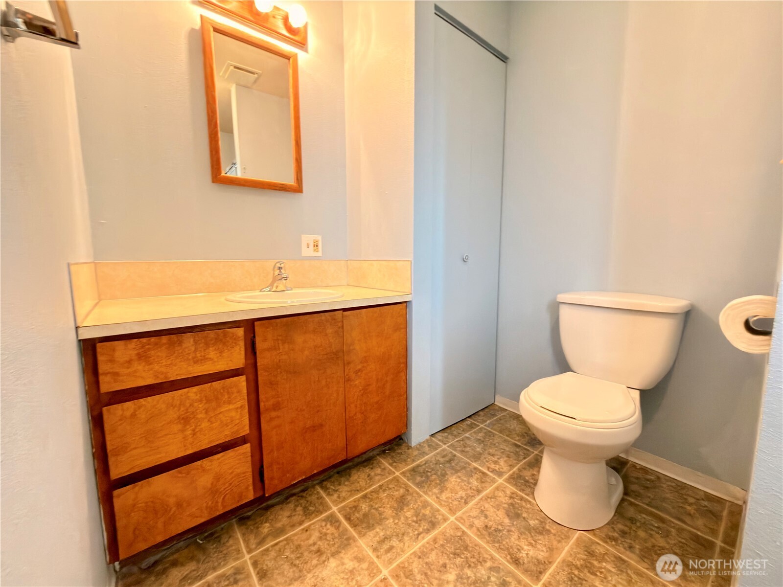 504 9th Avenue , Oroville, WA 98844