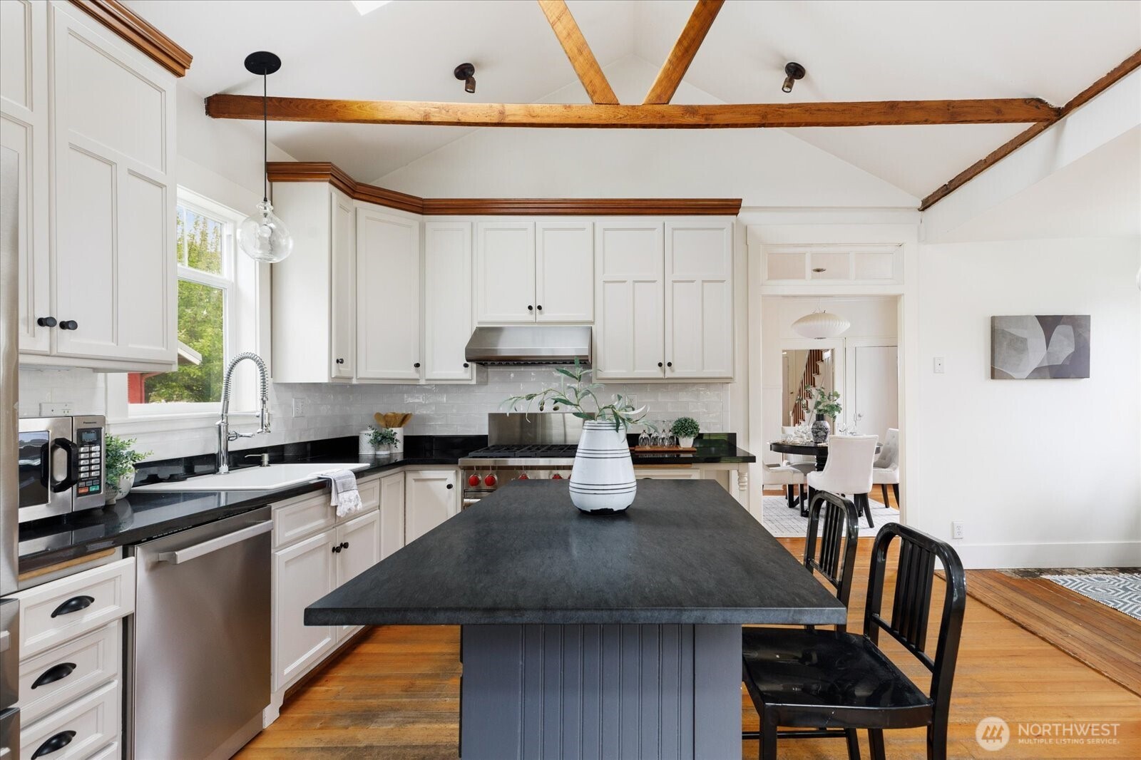 205 NE 9th Street , Coupeville, WA 98239