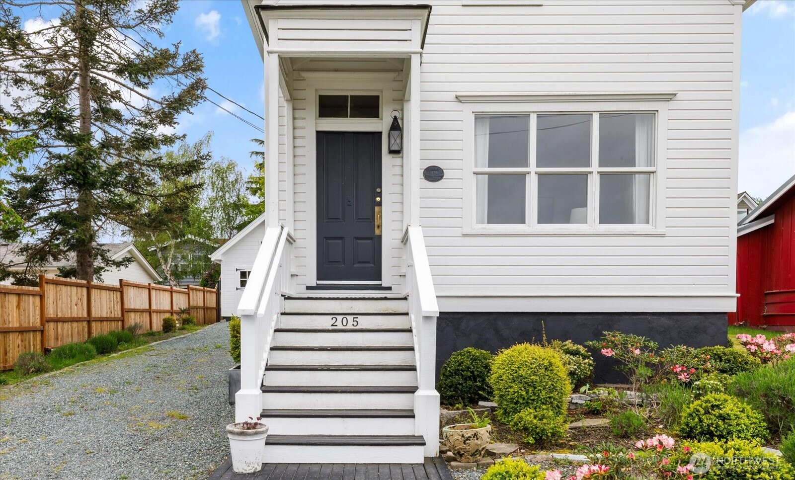 205 NE 9th Street , Coupeville, WA 98239