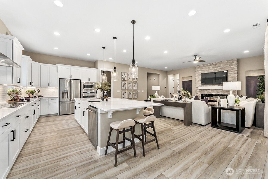 20830 Chad Lane E #1409, Bonney Lake, WA 98391