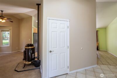 112 Holli Lane , Centralia, WA 98531 - Photo 4