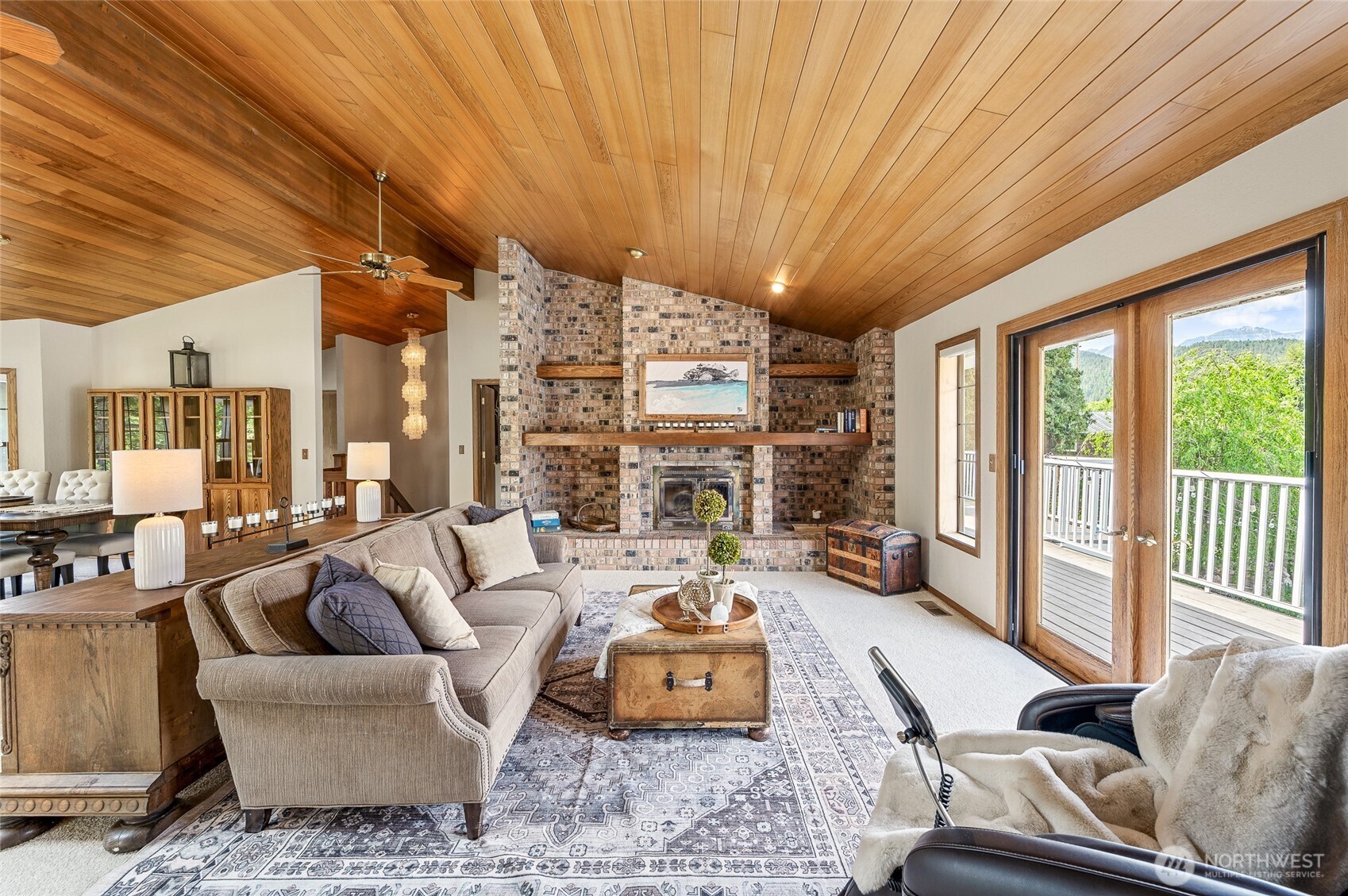 9656 North Road , Peshastin, WA 98847