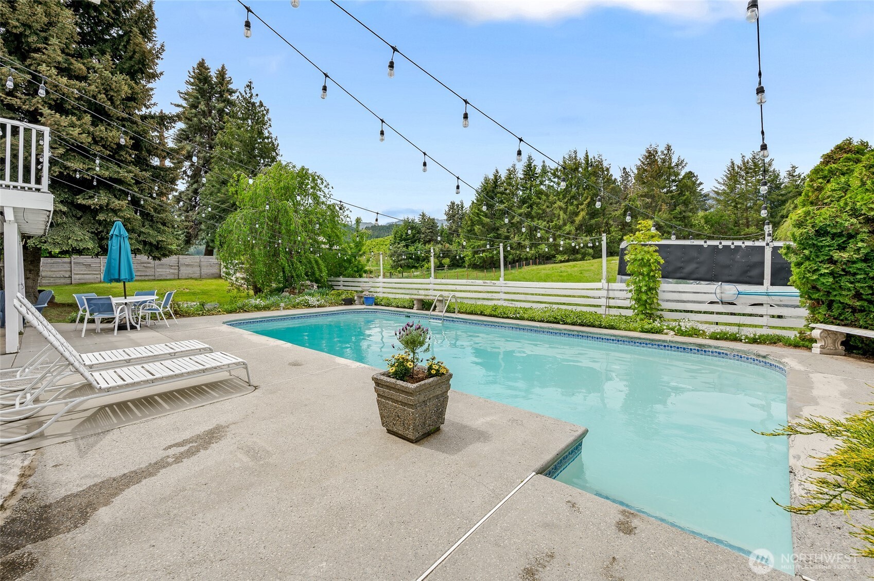 9656 North Road , Peshastin, WA 98847